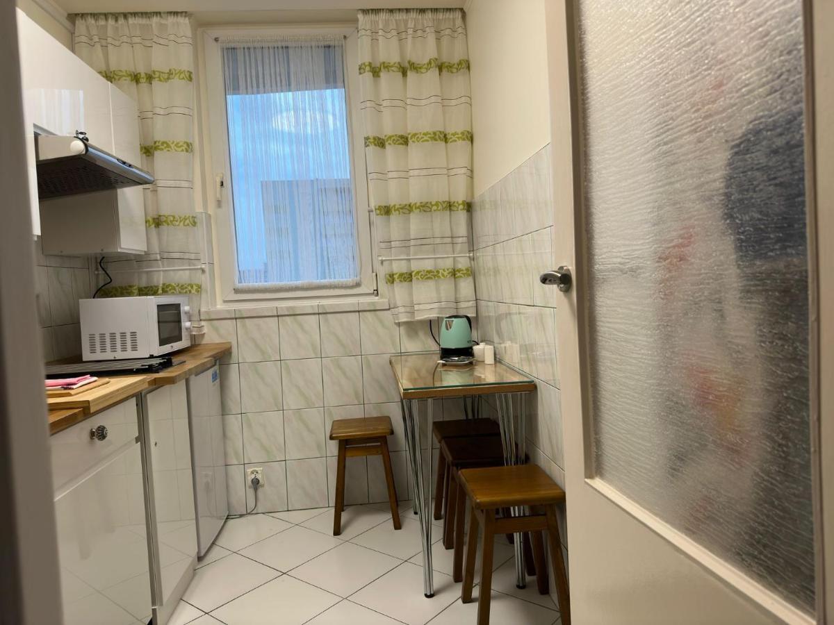 Apartament Bazylianska - 100M Do Metra "Brodno", 20 Minut Do Centrum Warszawy Varšava Exteriér fotografie